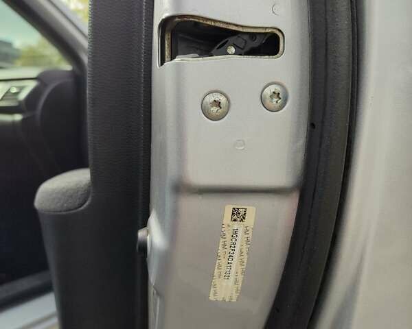 Сірий Хонда Аккорд, об'ємом двигуна 2.36 л та пробігом 235 тис. км за 9400 $, фото 17 на Automoto.ua