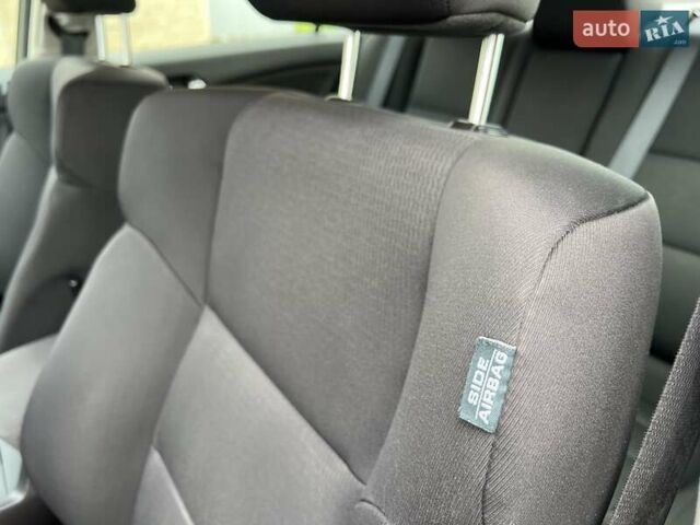 Серый Хонда Аккорд, объемом двигателя 2.2 л и пробегом 239 тыс. км за 11500 $, фото 31 на Automoto.ua