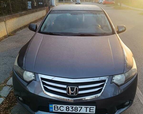 Серый Хонда Аккорд, объемом двигателя 2 л и пробегом 198 тыс. км за 10000 $, фото 4 на Automoto.ua