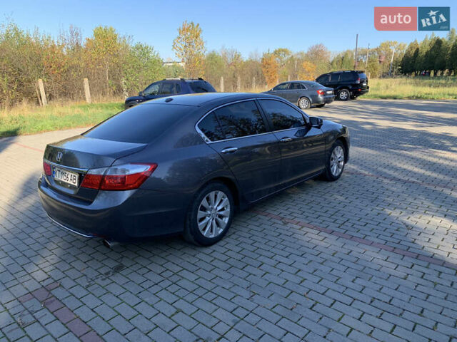 Серый Хонда Аккорд, объемом двигателя 2.36 л и пробегом 170 тыс. км за 12600 $, фото 5 на Automoto.ua