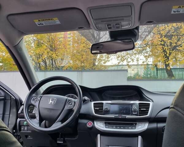 Сірий Хонда Аккорд, об'ємом двигуна 2.4 л та пробігом 188 тис. км за 11900 $, фото 3 на Automoto.ua