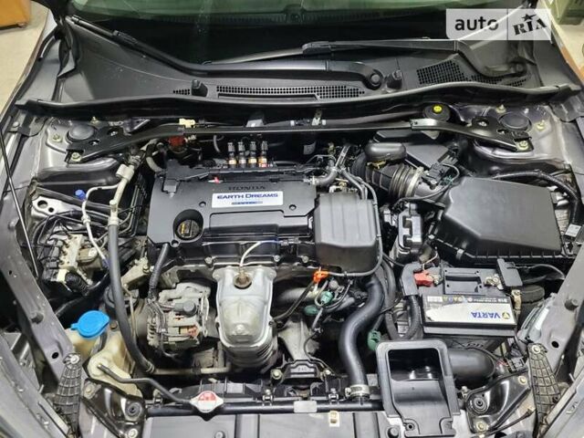 Серый Хонда Аккорд, объемом двигателя 2.4 л и пробегом 180 тыс. км за 13500 $, фото 29 на Automoto.ua