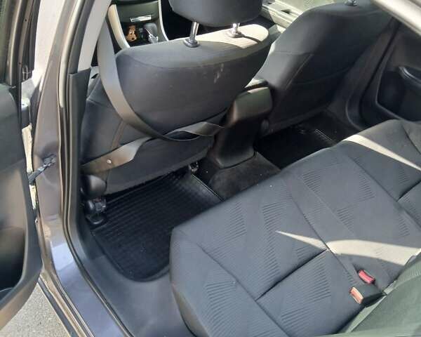 Серый Хонда Аккорд, объемом двигателя 2.4 л и пробегом 170 тыс. км за 12000 $, фото 10 на Automoto.ua