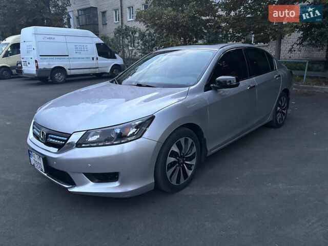 Серый Хонда Аккорд, объемом двигателя 2 л и пробегом 179 тыс. км за 13499 $, фото 7 на Automoto.ua