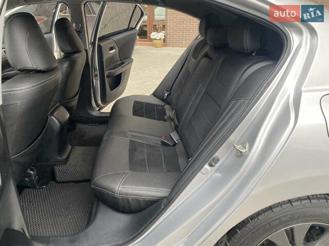 Серый Хонда Аккорд, объемом двигателя 2.36 л и пробегом 205 тыс. км за 12500 $, фото 20 на Automoto.ua