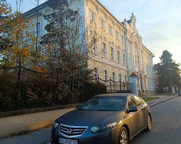 Серый Хонда Аккорд, объемом двигателя 2 л и пробегом 198 тыс. км за 10000 $, фото 8 на Automoto.ua