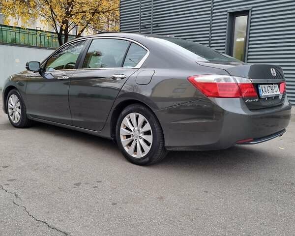 Хонда Аккорд 2014 в Киеве на Automoto.ua Серый Хонда Аккорд, объемом двигателя 2.4 л и пробегом 185 тыс. км за 11500 $, фото 24 на Automoto.ua