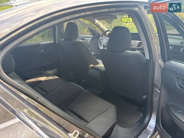 Серый Хонда Аккорд, объемом двигателя 2.36 л и пробегом 150 тыс. км за 11250 $, фото 1 на Automoto.ua