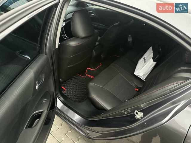 Серый Хонда Аккорд, объемом двигателя 2.35 л и пробегом 125 тыс. км за 10500 $, фото 21 на Automoto.ua