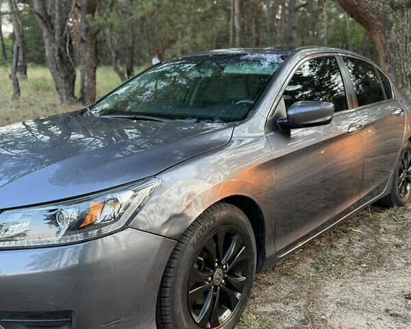 Сірий Хонда Аккорд, об'ємом двигуна 2.35 л та пробігом 123 тис. км за 9300 $, фото 5 на Automoto.ua