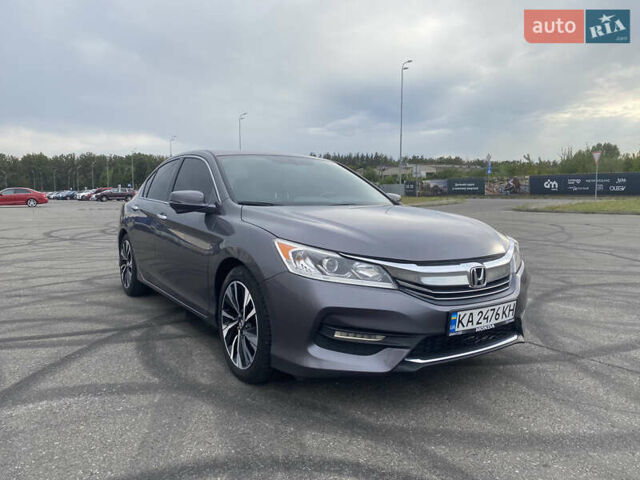 Серый Хонда Аккорд, объемом двигателя 3.5 л и пробегом 148 тыс. км за 14500 $, фото 1 на Automoto.ua