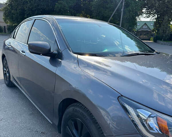 Серый Хонда Аккорд, объемом двигателя 2.36 л и пробегом 125 тыс. км за 9100 $, фото 8 на Automoto.ua