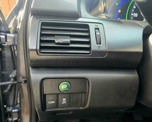 Сірий Хонда Аккорд, об'ємом двигуна 2 л та пробігом 178 тис. км за 13799 $, фото 14 на Automoto.ua