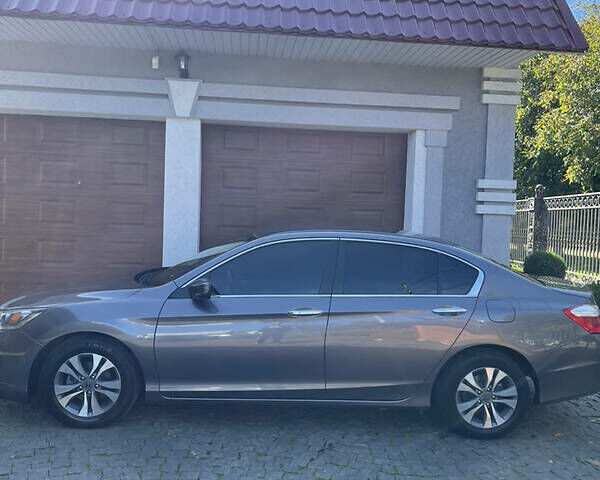 Серый Хонда Аккорд, объемом двигателя 2.4 л и пробегом 47 тыс. км за 10700 $, фото 10 на Automoto.ua