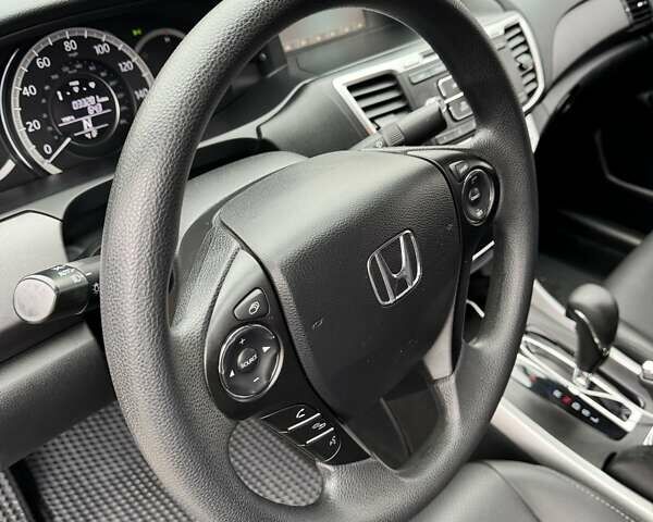 Сірий Хонда Аккорд, об'ємом двигуна 2.36 л та пробігом 52 тис. км за 14500 $, фото 15 на Automoto.ua