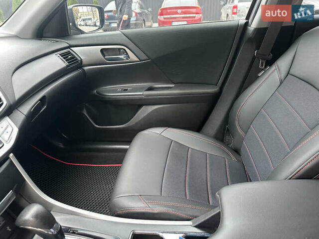 Серый Хонда Аккорд, объемом двигателя 2.35 л и пробегом 125 тыс. км за 10500 $, фото 37 на Automoto.ua