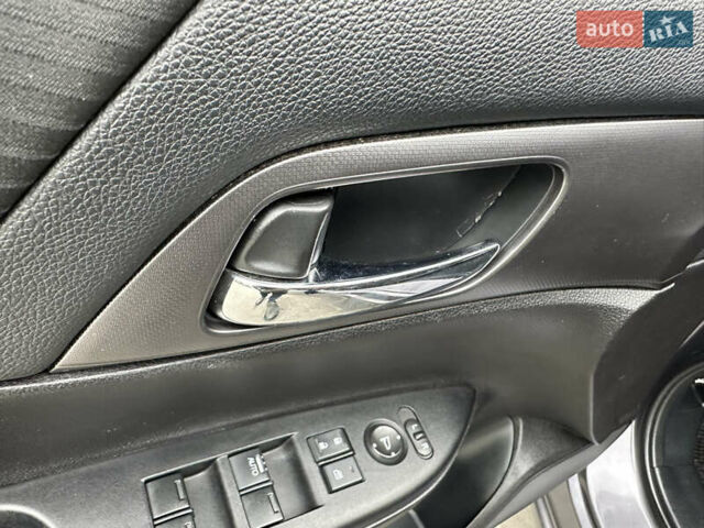 Серый Хонда Аккорд, объемом двигателя 2.35 л и пробегом 125 тыс. км за 10500 $, фото 29 на Automoto.ua