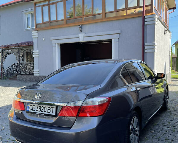 Серый Хонда Аккорд, объемом двигателя 2.4 л и пробегом 47 тыс. км за 10700 $, фото 4 на Automoto.ua