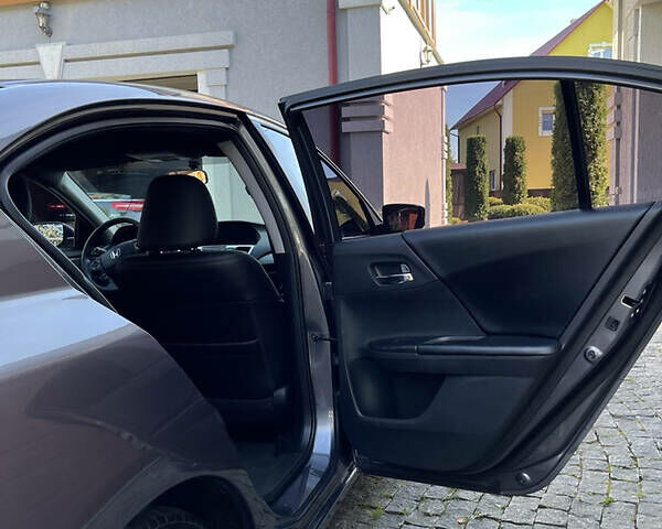 Серый Хонда Аккорд, объемом двигателя 2.4 л и пробегом 47 тыс. км за 10700 $, фото 14 на Automoto.ua