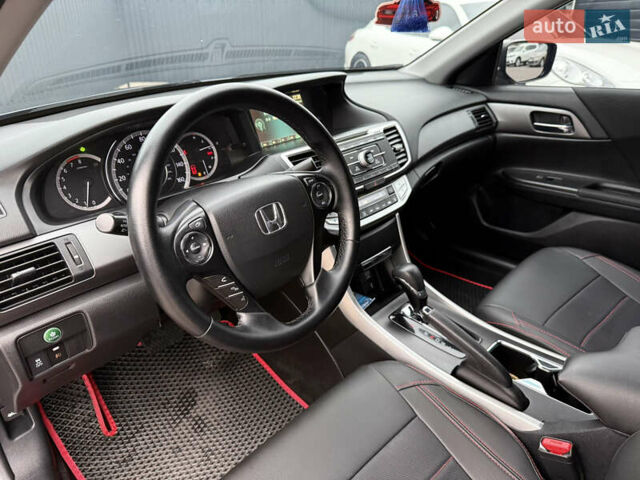 Сірий Хонда Аккорд, об'ємом двигуна 2.35 л та пробігом 125 тис. км за 11900 $, фото 10 на Automoto.ua