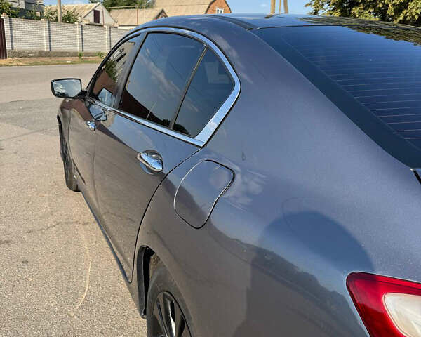 Серый Хонда Аккорд, объемом двигателя 2.36 л и пробегом 125 тыс. км за 9100 $, фото 10 на Automoto.ua