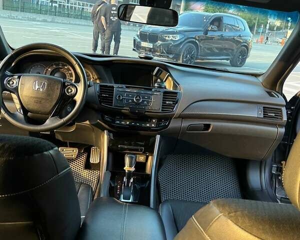 Сірий Хонда Аккорд, об'ємом двигуна 2.35 л та пробігом 164 тис. км за 13000 $, фото 56 на Automoto.ua