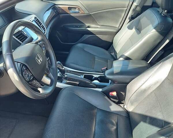 Серый Хонда Аккорд, объемом двигателя 2.4 л и пробегом 95 тыс. км за 15900 $, фото 42 на Automoto.ua