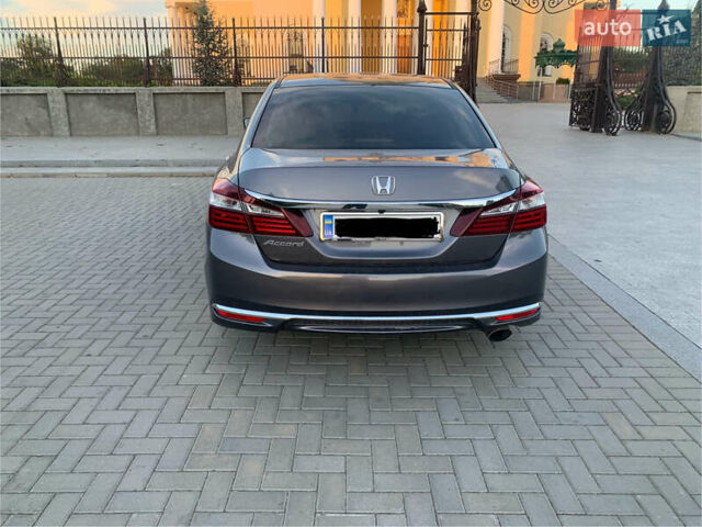 Сірий Хонда Аккорд, об'ємом двигуна 2.36 л та пробігом 128 тис. км за 12500 $, фото 3 на Automoto.ua
