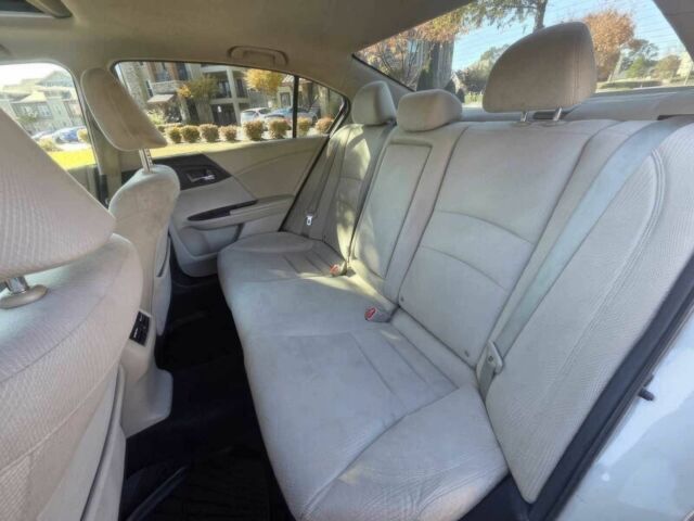 Сірий Хонда Аккорд, об'ємом двигуна 2.4 л та пробігом 75 тис. км за 10500 $, фото 10 на Automoto.ua