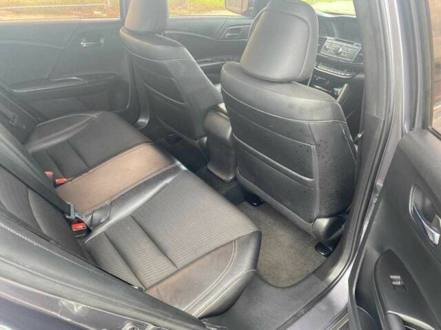 Сірий Хонда Аккорд, об'ємом двигуна 2.4 л та пробігом 121 тис. км за 2500 $, фото 8 на Automoto.ua