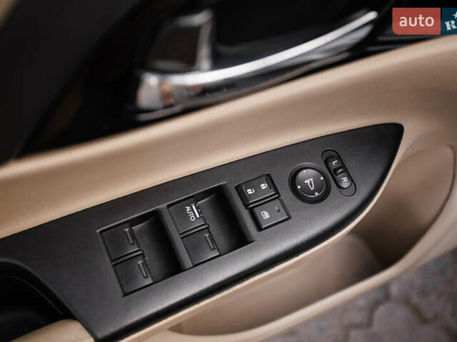 Серый Хонда Аккорд, объемом двигателя 2.5 л и пробегом 126 тыс. км за 13500 $, фото 16 на Automoto.ua