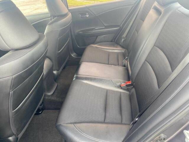 Сірий Хонда Аккорд, об'ємом двигуна 2.4 л та пробігом 121 тис. км за 2500 $, фото 7 на Automoto.ua