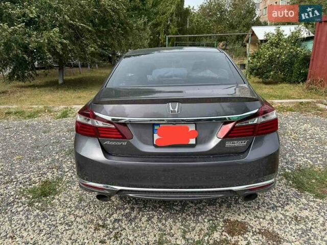 Серый Хонда Аккорд, объемом двигателя 2.4 л и пробегом 145 тыс. км за 15000 $, фото 5 на Automoto.ua