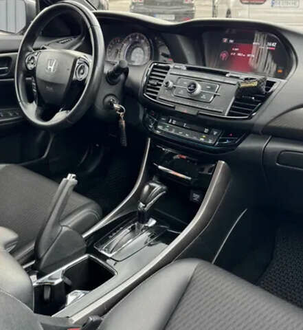 Сірий Хонда Аккорд, об'ємом двигуна 2.36 л та пробігом 99 тис. км за 14500 $, фото 14 на Automoto.ua