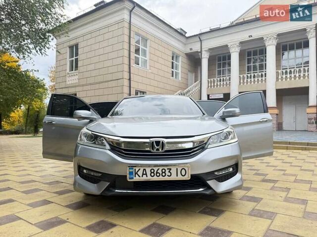Сірий Хонда Аккорд, об'ємом двигуна 2.4 л та пробігом 115 тис. км за 12900 $, фото 9 на Automoto.ua