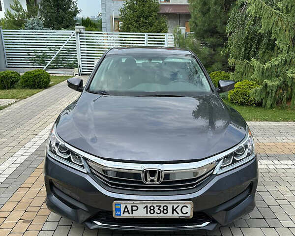 Серый Хонда Аккорд, объемом двигателя 2.4 л и пробегом 72 тыс. км за 15800 $, фото 3 на Automoto.ua