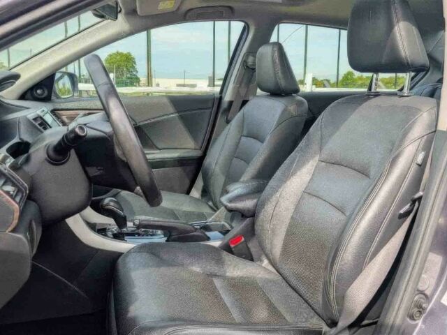 Серый Хонда Аккорд, объемом двигателя 3.5 л и пробегом 59 тыс. км за 10500 $, фото 8 на Automoto.ua