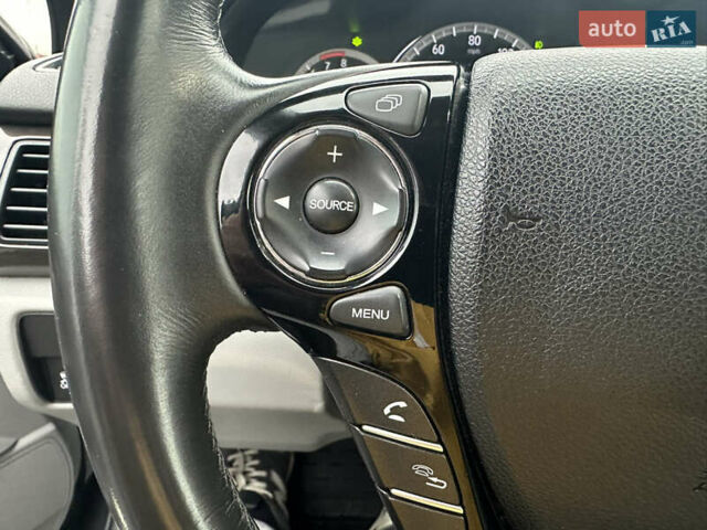 Сірий Хонда Аккорд, об'ємом двигуна 3.5 л та пробігом 107 тис. км за 17900 $, фото 49 на Automoto.ua