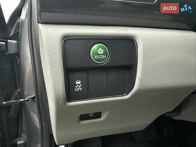 Сірий Хонда Аккорд, об'ємом двигуна 3.5 л та пробігом 107 тис. км за 17900 $, фото 37 на Automoto.ua