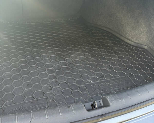 Сірий Хонда Аккорд, об'ємом двигуна 2.36 л та пробігом 155 тис. км за 12900 $, фото 32 на Automoto.ua