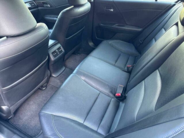 Серый Хонда Аккорд, объемом двигателя 2.4 л и пробегом 61 тыс. км за 7800 $, фото 14 на Automoto.ua