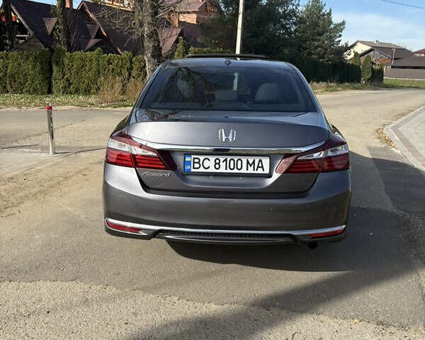 Сірий Хонда Аккорд, об'ємом двигуна 2.36 л та пробігом 155 тис. км за 12900 $, фото 7 на Automoto.ua