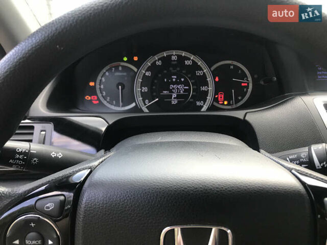 Серый Хонда Аккорд, объемом двигателя 2.4 л и пробегом 72 тыс. км за 15800 $, фото 8 на Automoto.ua