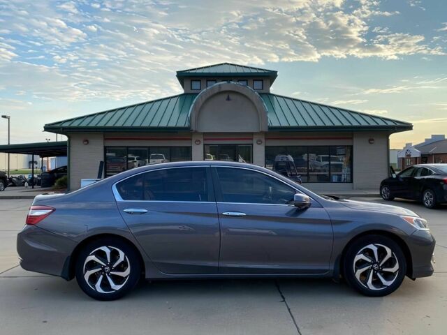 Серый Хонда Аккорд, объемом двигателя 2.4 л и пробегом 68 тыс. км за 9000 $, фото 6 на Automoto.ua