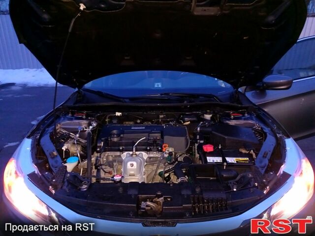 Сірий Хонда Аккорд, об'ємом двигуна 2.4 л та пробігом 60 тис. км за 16600 $, фото 5 на Automoto.ua