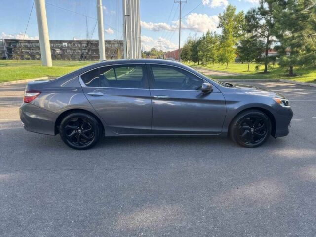 Серый Хонда Аккорд, объемом двигателя 2.4 л и пробегом 61 тыс. км за 7800 $, фото 7 на Automoto.ua