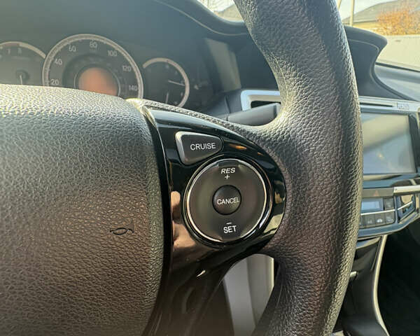 Сірий Хонда Аккорд, об'ємом двигуна 2.36 л та пробігом 155 тис. км за 12900 $, фото 21 на Automoto.ua