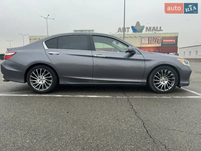 Сірий Хонда Аккорд, об'ємом двигуна 3.5 л та пробігом 107 тис. км за 17900 $, фото 7 на Automoto.ua