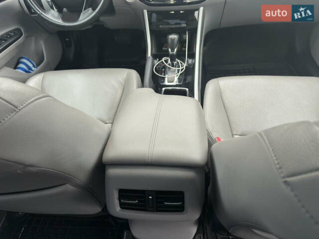 Сірий Хонда Аккорд, об'ємом двигуна 3.5 л та пробігом 107 тис. км за 17900 $, фото 30 на Automoto.ua