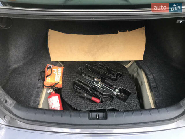 Серый Хонда Аккорд, объемом двигателя 2.4 л и пробегом 72 тыс. км за 15800 $, фото 9 на Automoto.ua